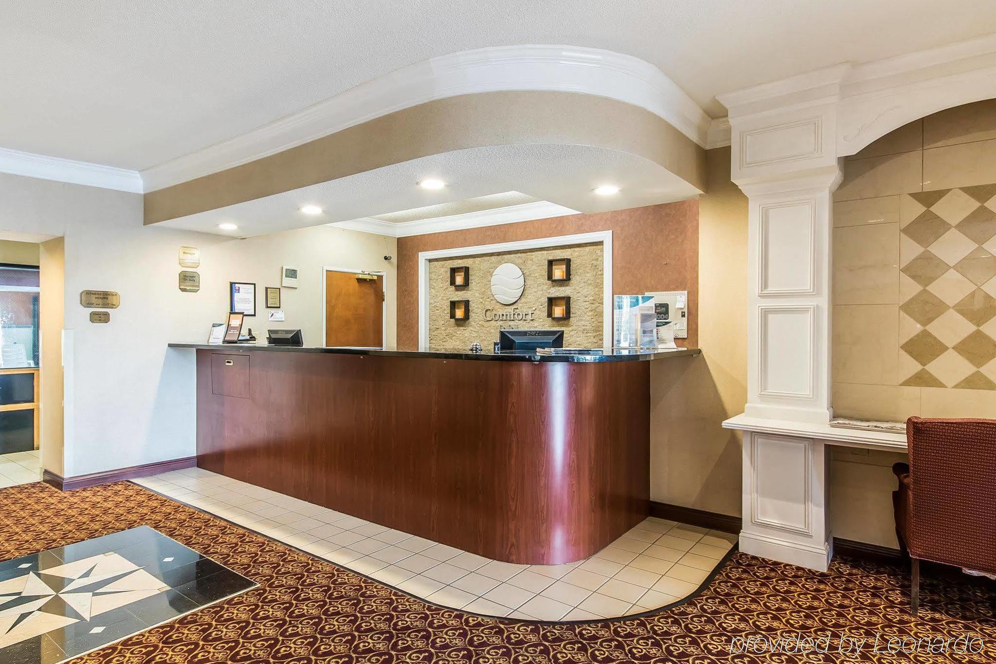 Quality Inn & Suites Stacer Bagian luar foto