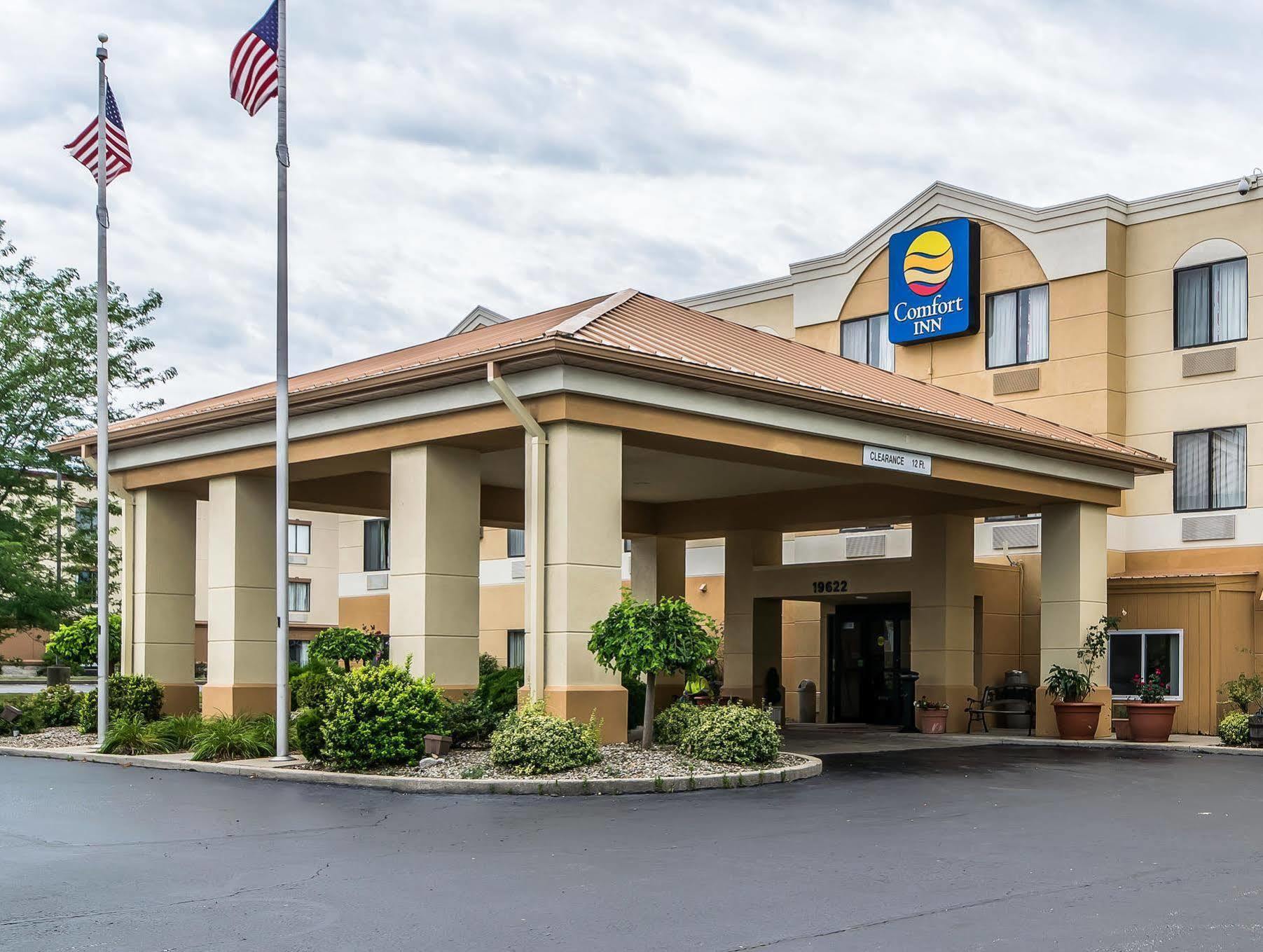 Quality Inn & Suites Stacer Bagian luar foto